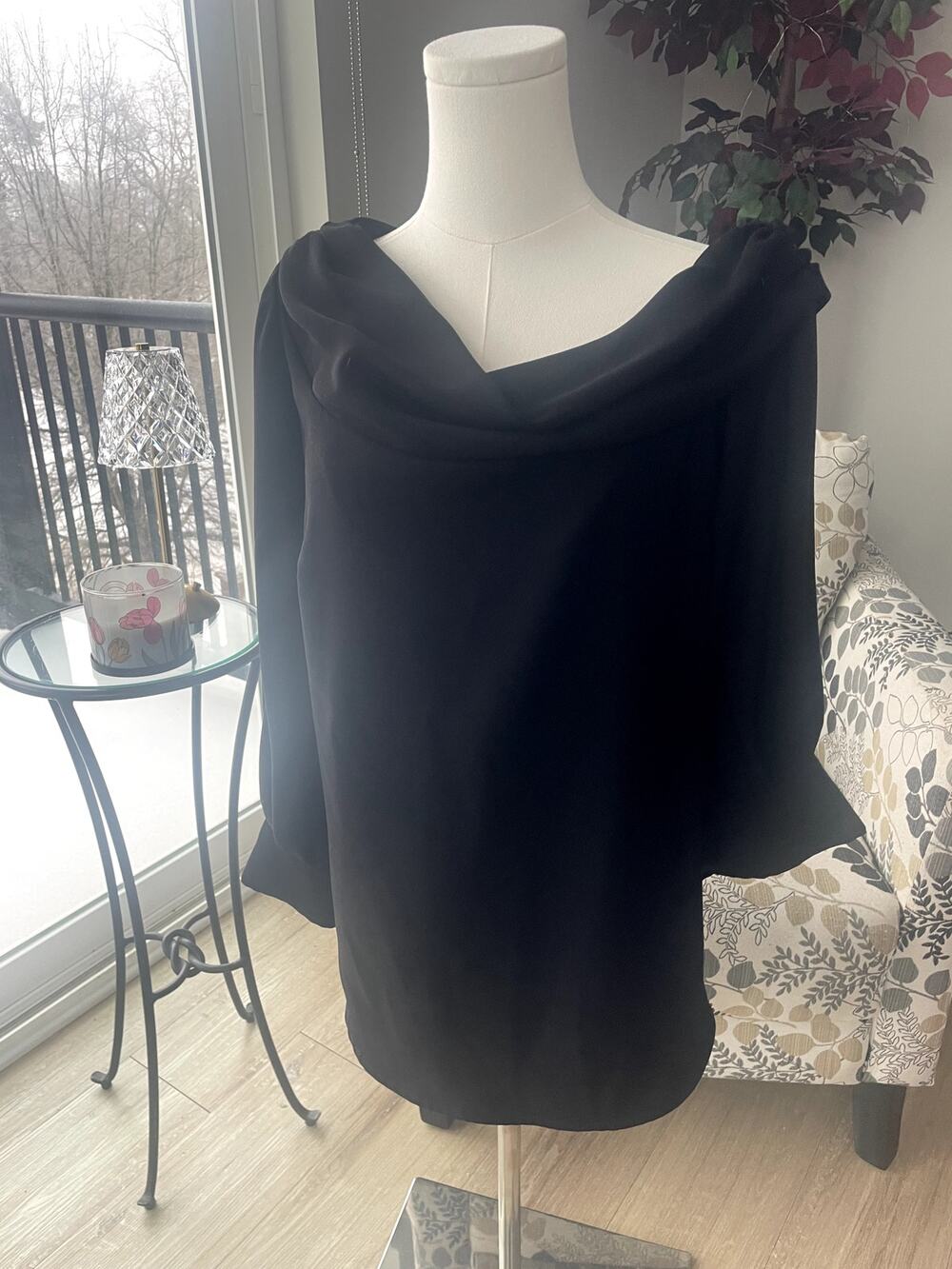 Tuckernuck Wide Neck Black Long Sleeve Top Sz L